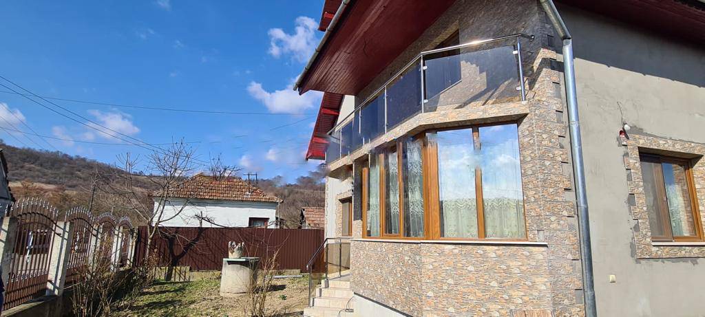 balustrade-de-inox-cu-sticla-balcoane-Ramnicu-Valcea