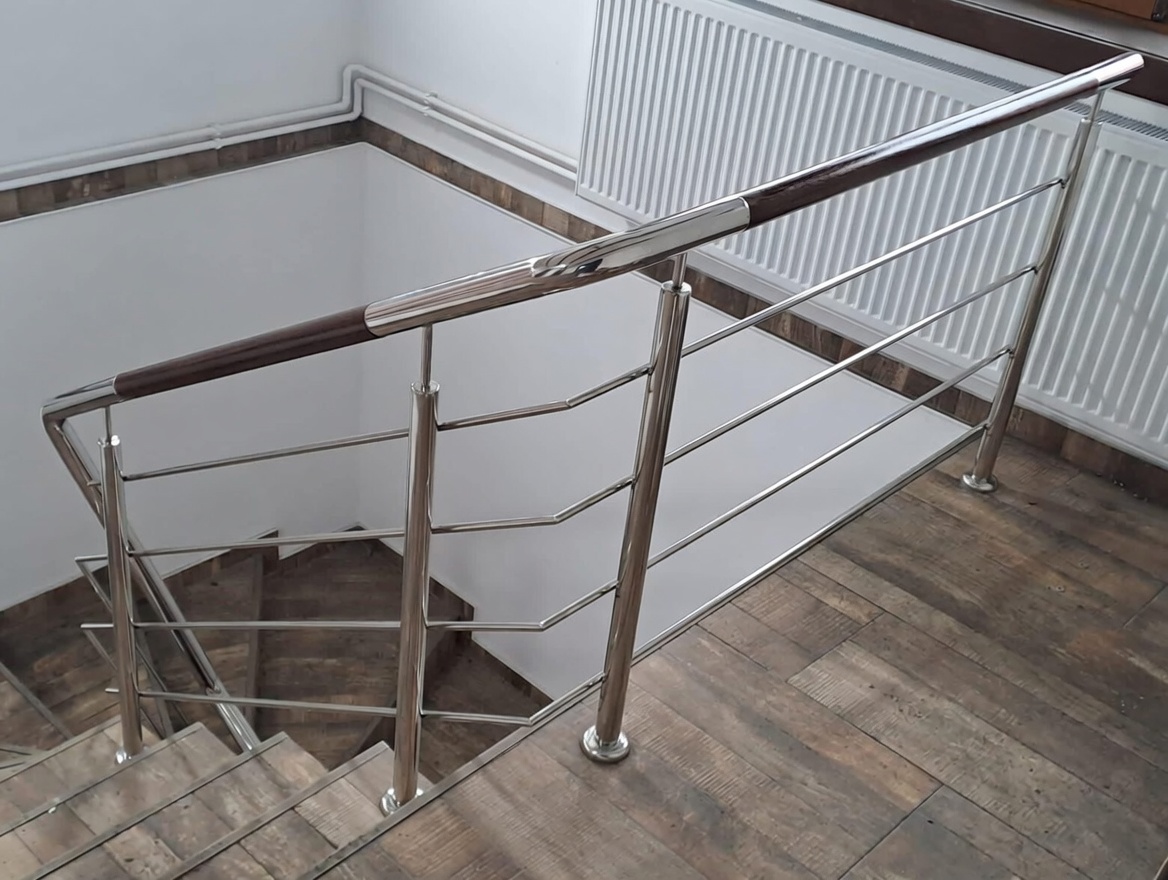 Balustrada de inox scara interioara Tismana